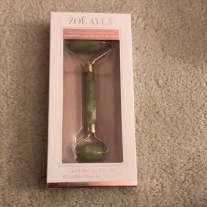 Zoe Ayla Jade Roller